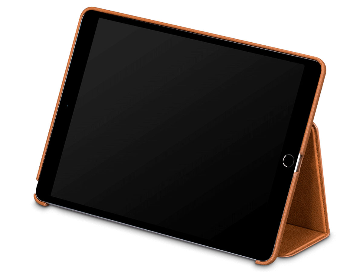 Sena Future Folio Tan - Leren iPad Air 3 2019 hoesje