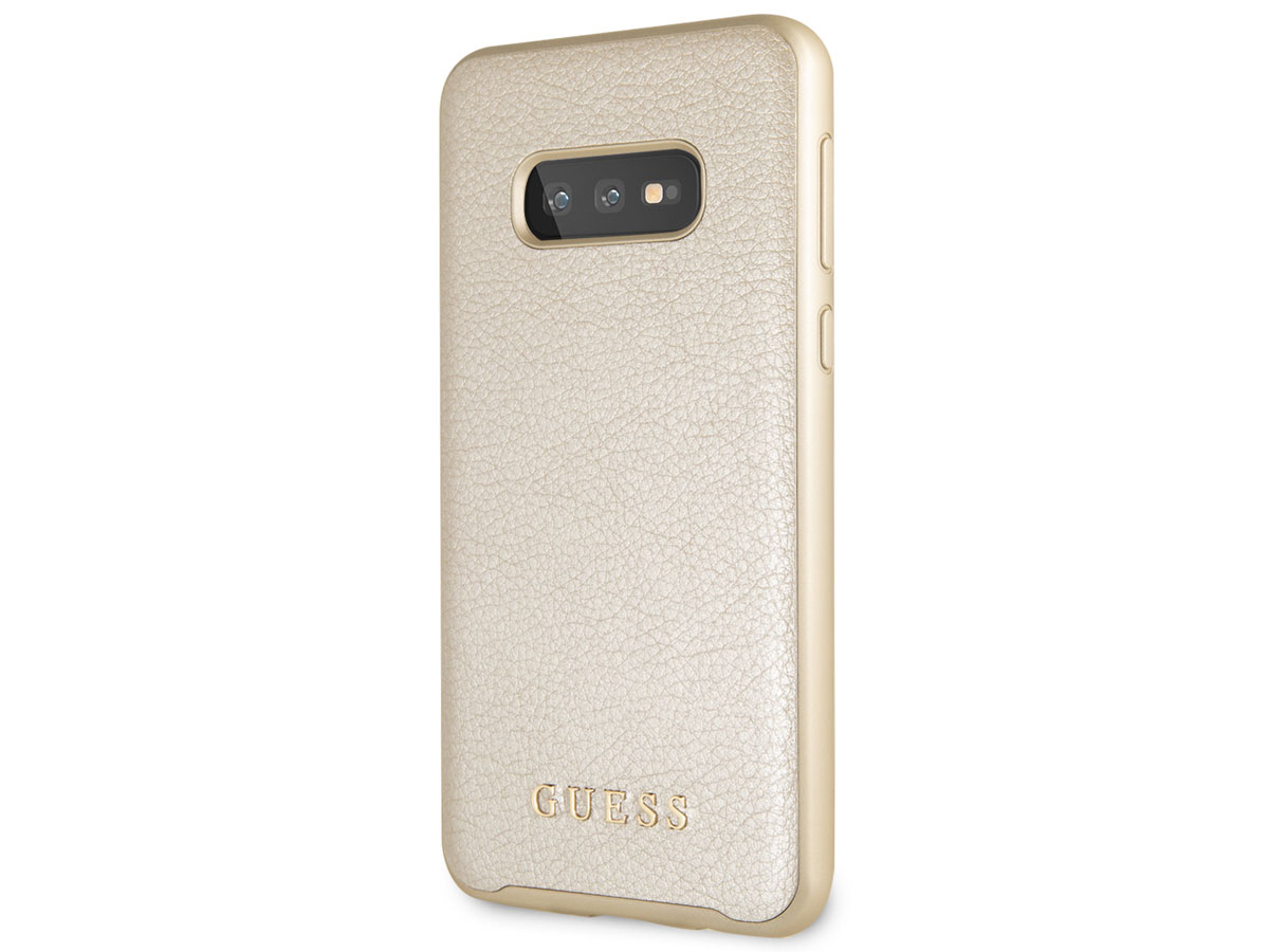 Guess Iridescent Case Goud - Samsung Galaxy S10e hoesje