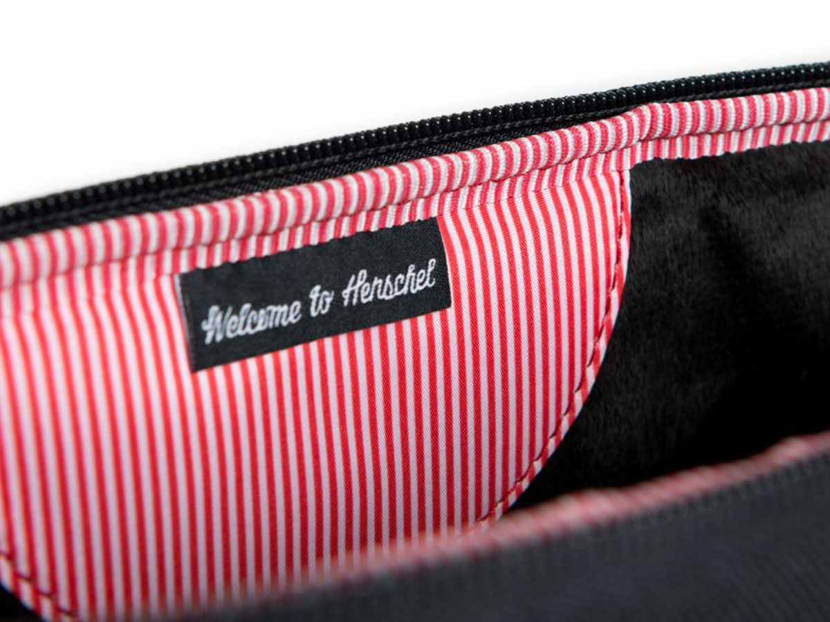 Herschel Heritage Sleeve Black Palm - MacBook Air/Pro 13