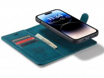 CaseMania 2in1 Magnetic Bookcase Groen - iPhone 14 Pro Max Hoesje