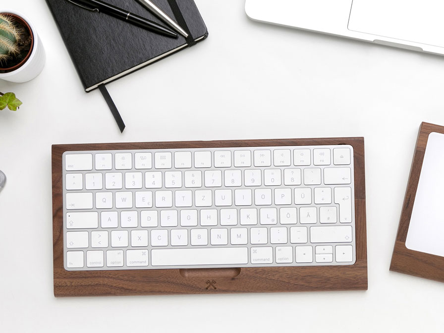 Woodcessories EcoTray Walnut - Apple Magic Keyboard