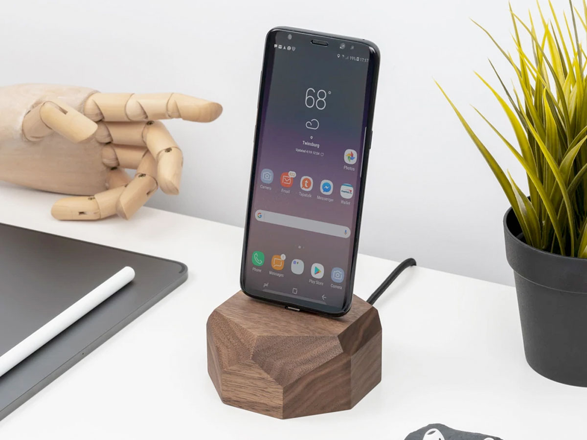 Oakywood Smartphone Dock Walnut - Houten USB-C Dock