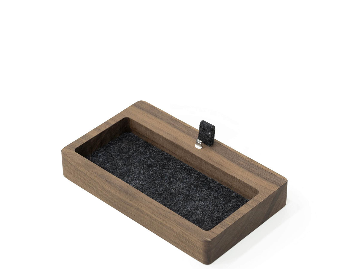 Oakywood Dock Organizer Walnut - Houten Catchall met Lightning Dock