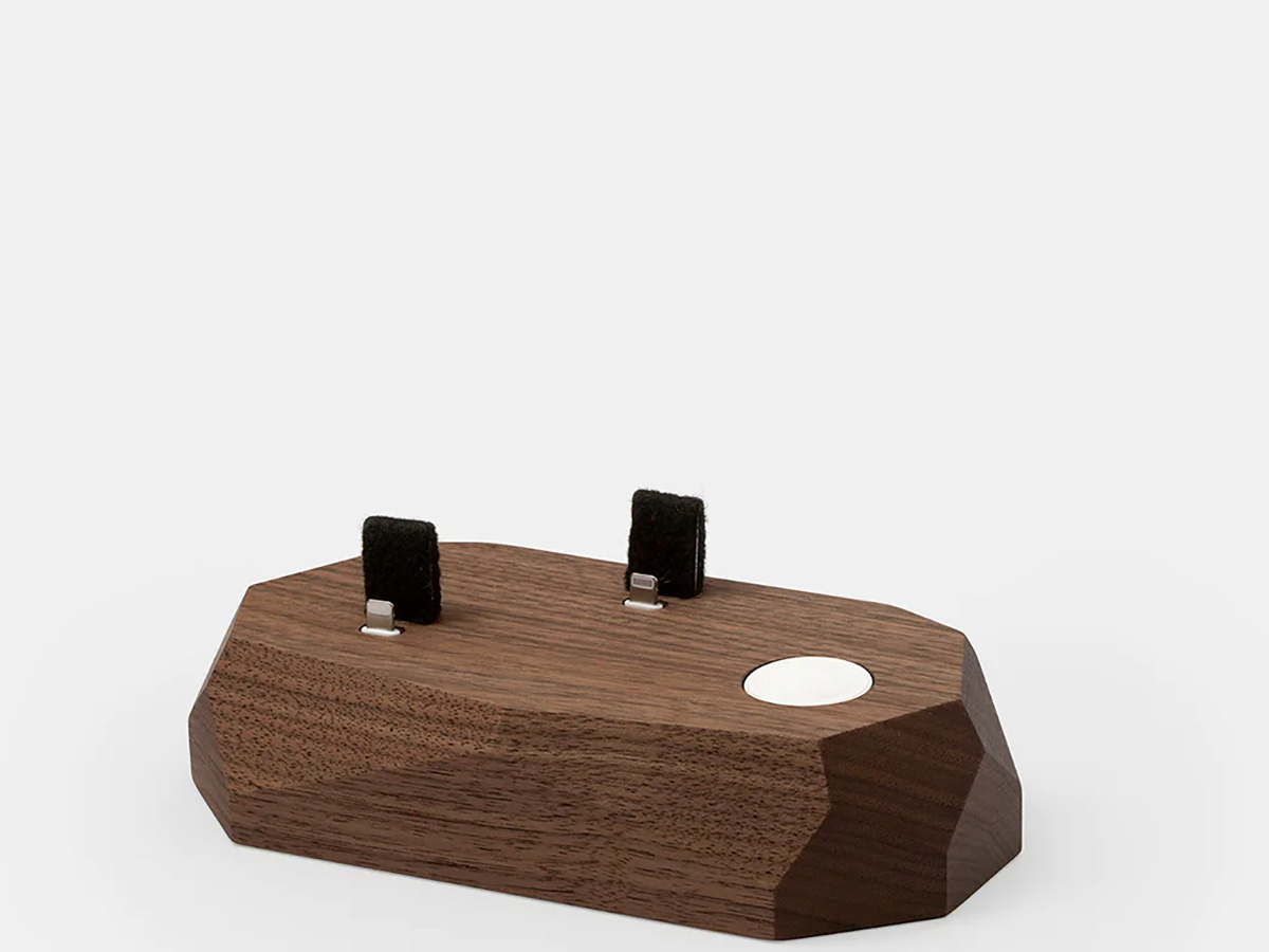 Oakywood Triple Dock Walnut - Houten Lightning/Watch Dock