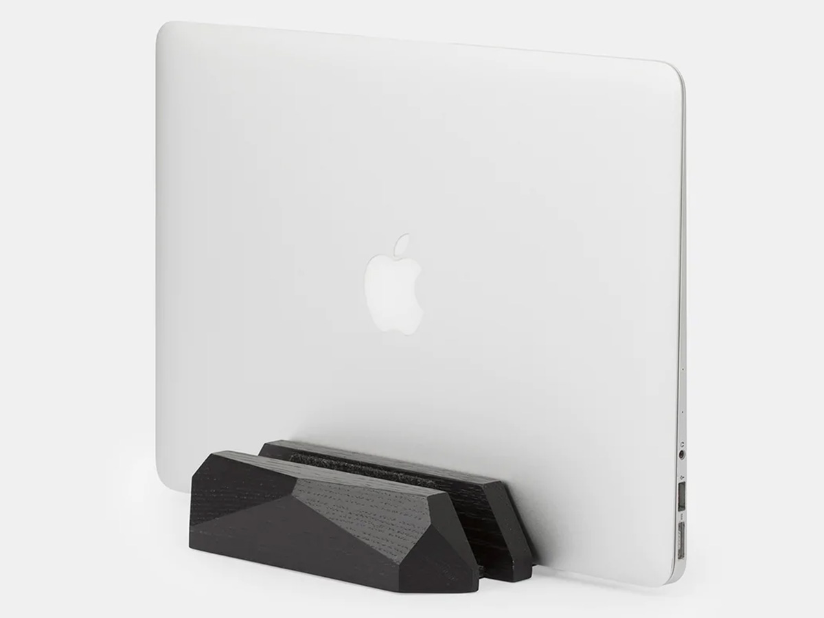 Oakywood Dual Vertical Laptop Dock Black - Houten MacBook Standaard