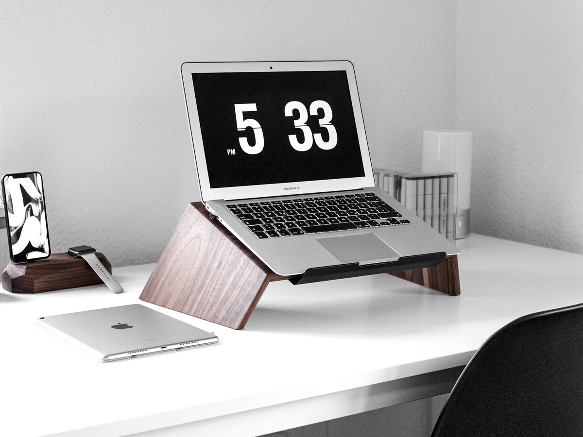 kalibri vertical laptop stand for MacBook - Wooden stand for
