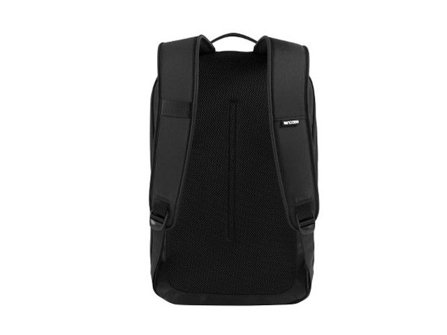 Apple Incase Nylon Backpack 34