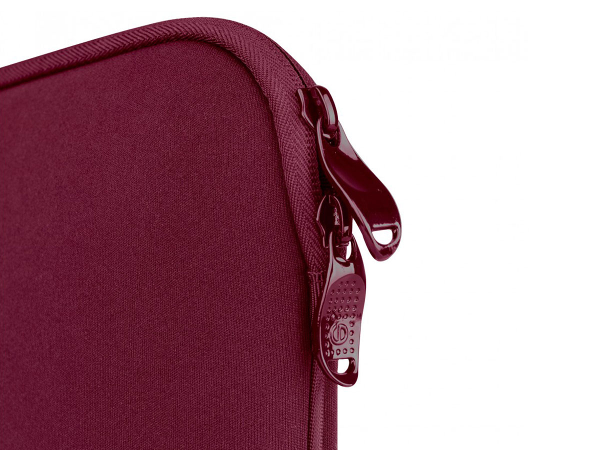 be-ez LArobe Marsala Sleeve - MacBook Air/Pro 13