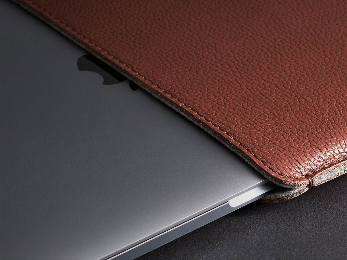 Woolnut Leather Sleeve Cognac - MacBook Air/Pro 13