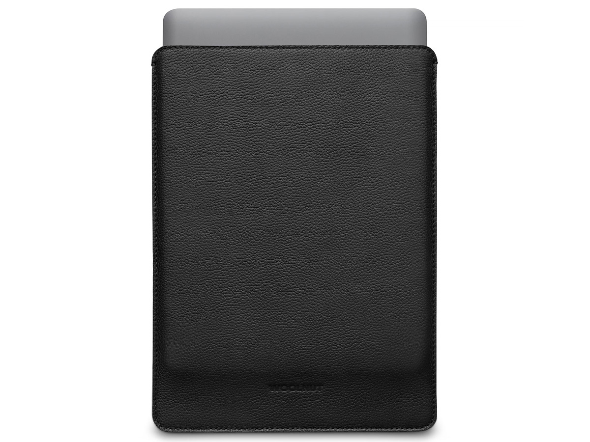 Woolnut Leather Sleeve Zwart - MacBook Air/Pro 13