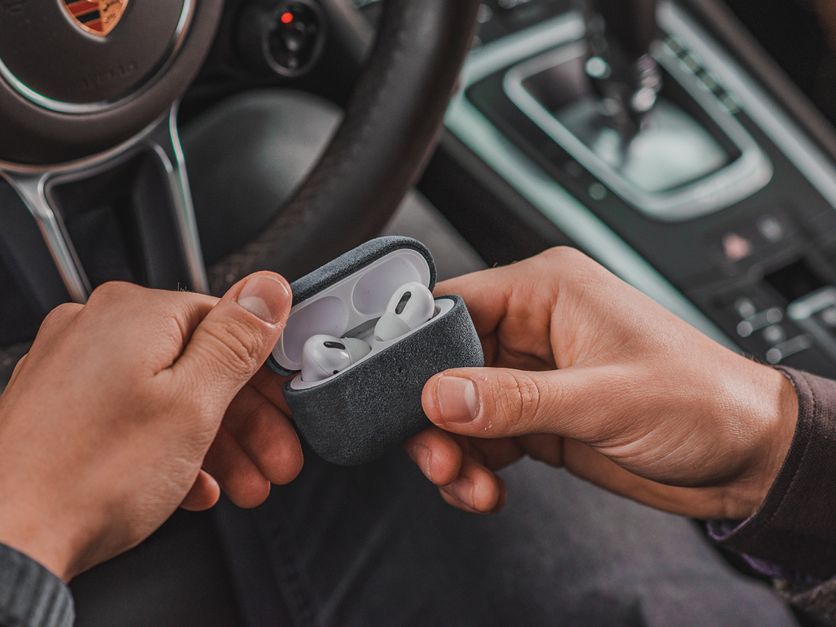 Alcanside Alcantara Case Space Grey - AirPods Pro 2nd Gen Hoesje