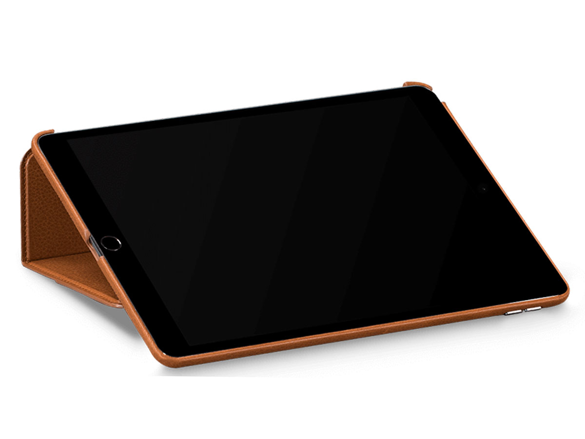 Sena Future Folio Tan - Leren iPad Air 3 2019 hoesje
