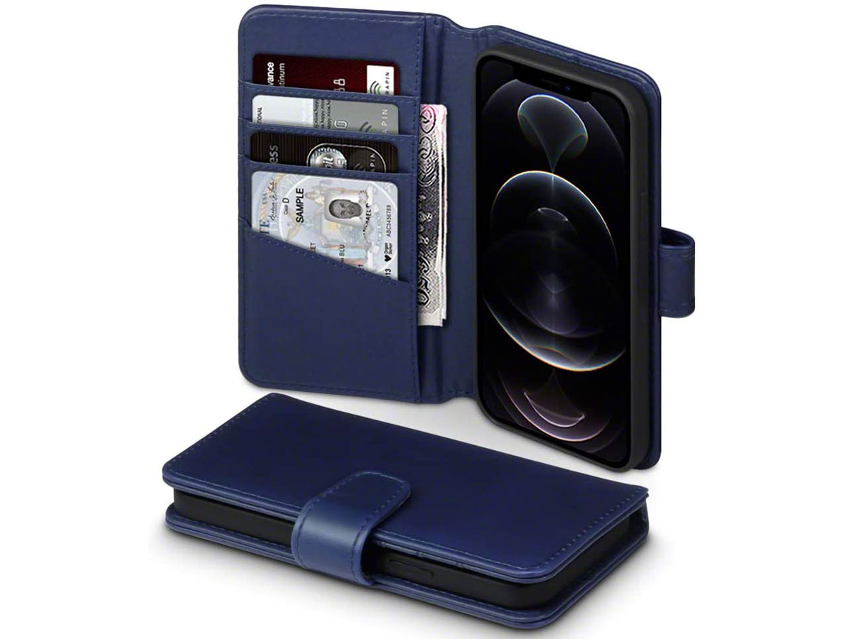 CaseBoutique Leather Wallet Blauw Leer - iPhone 12/12 Pro hoesje