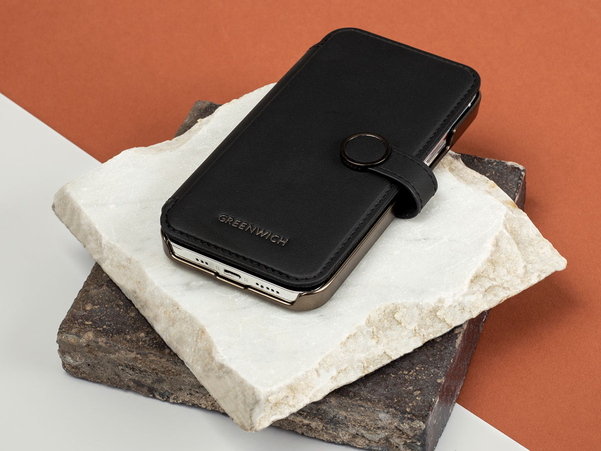 Greenwich Oxford MagSafe Leather Folio Beluga - iPhone 12/12 Pro Hoesje