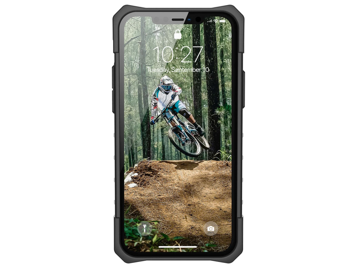 Urban Armor Gear Plasma Ash Case - iPhone 12/12 Pro hoesje