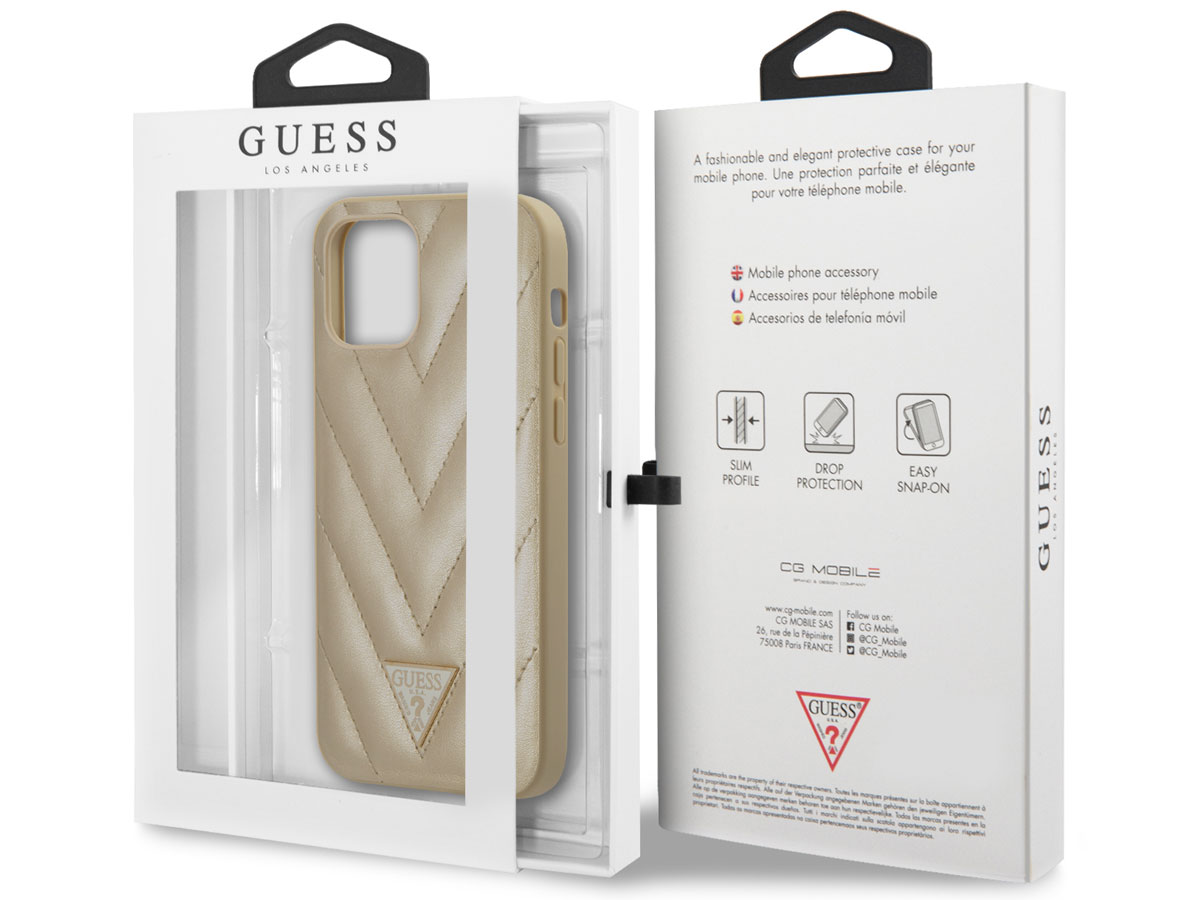 Guess V-Quilted Case Goud - iPhone 12 Pro Max hoesje