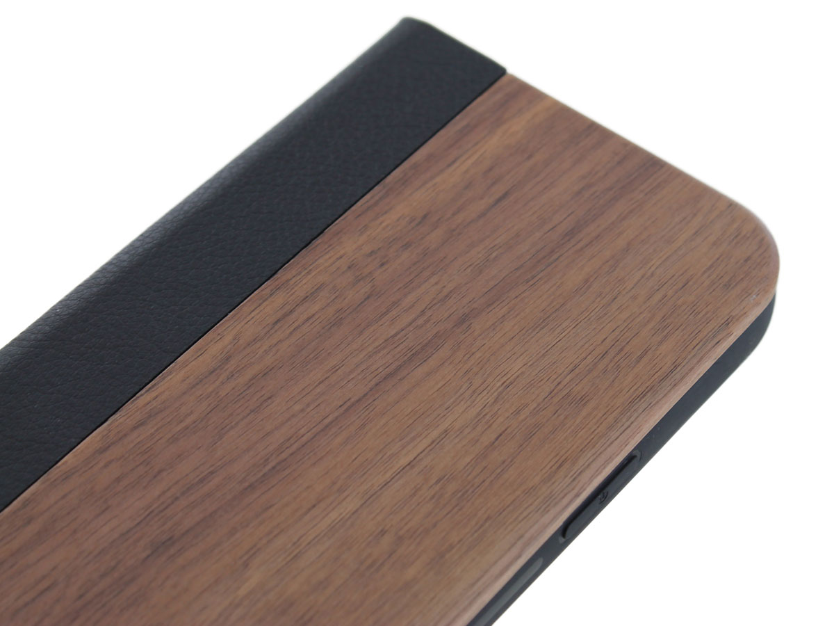 Wooden Bookcase Walnut - Houten iPhone 13 hoesje