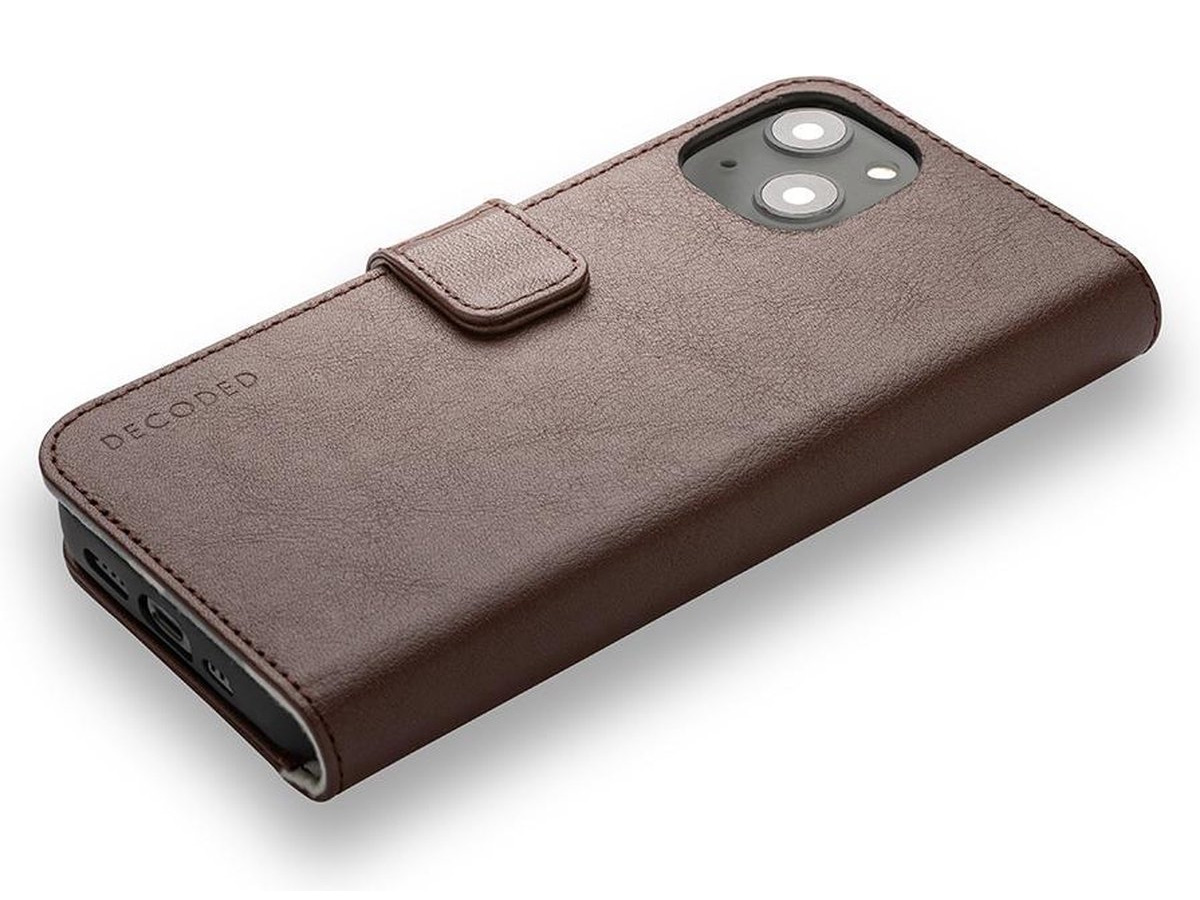 Decoded Detachable Wallet Case Bruin - iPhone 13 hoesje