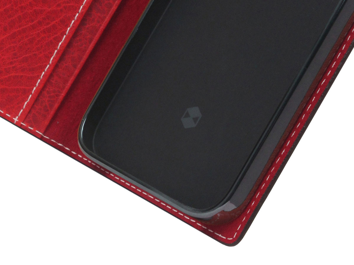 SLG Design D7 Italian Wax Leer Rood - iPhone 13 hoesje