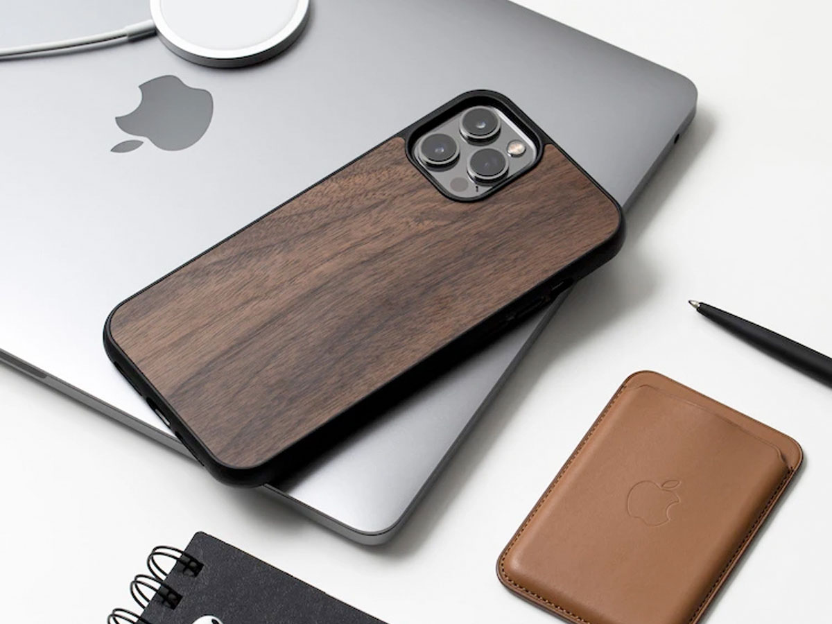 Oakywood Wooden MagSafe Case Walnut - iPhone 13 Mini hoesje