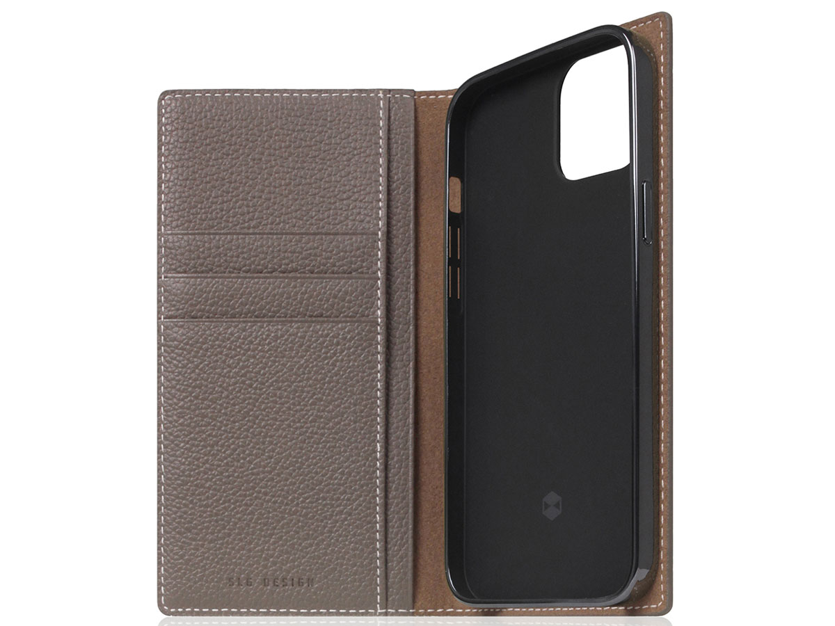 SLG Design D8 Folio Leer Etoff Cream - iPhone 13 Mini hoesje