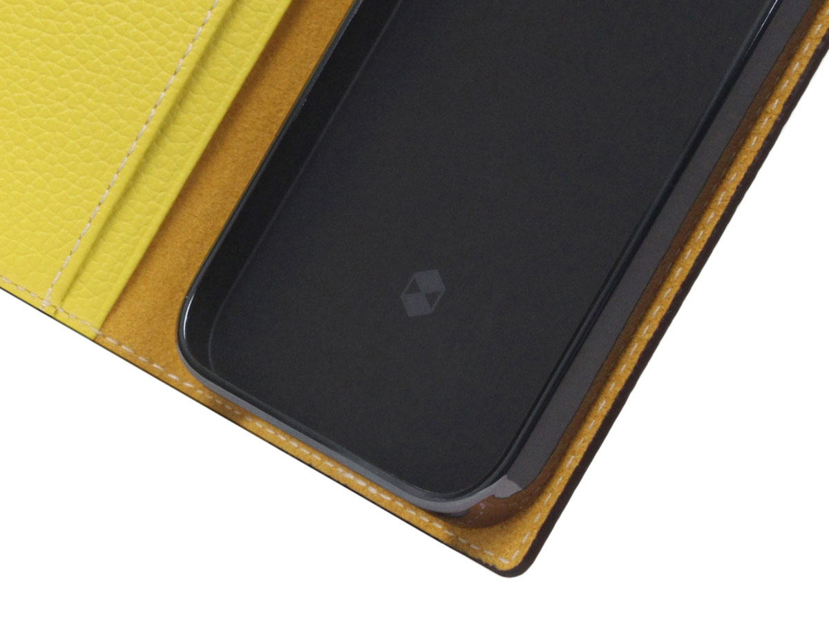 SLG Design D8 Folio Leer Lemon - iPhone 13 Mini hoesje