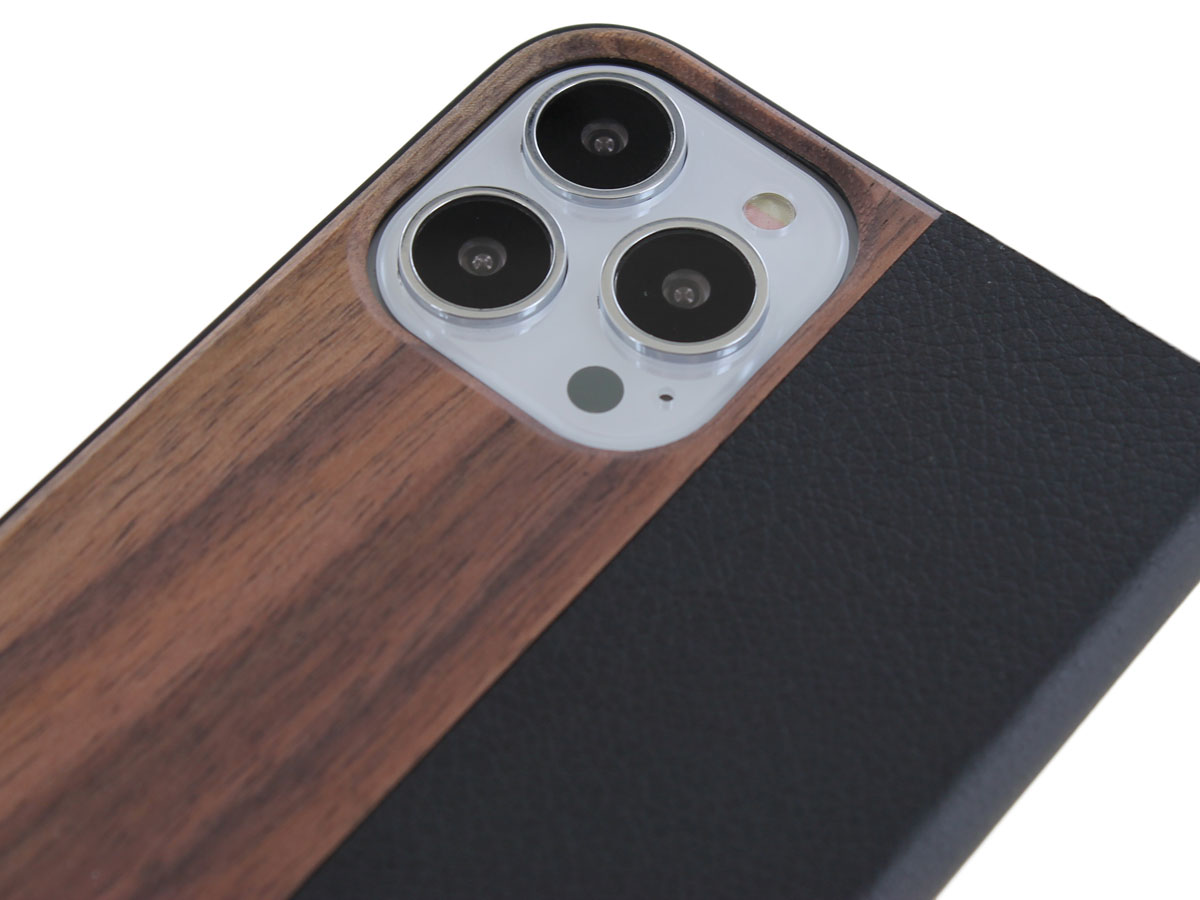 Wooden Bookcase Walnut - Houten iPhone 13 Pro hoesje