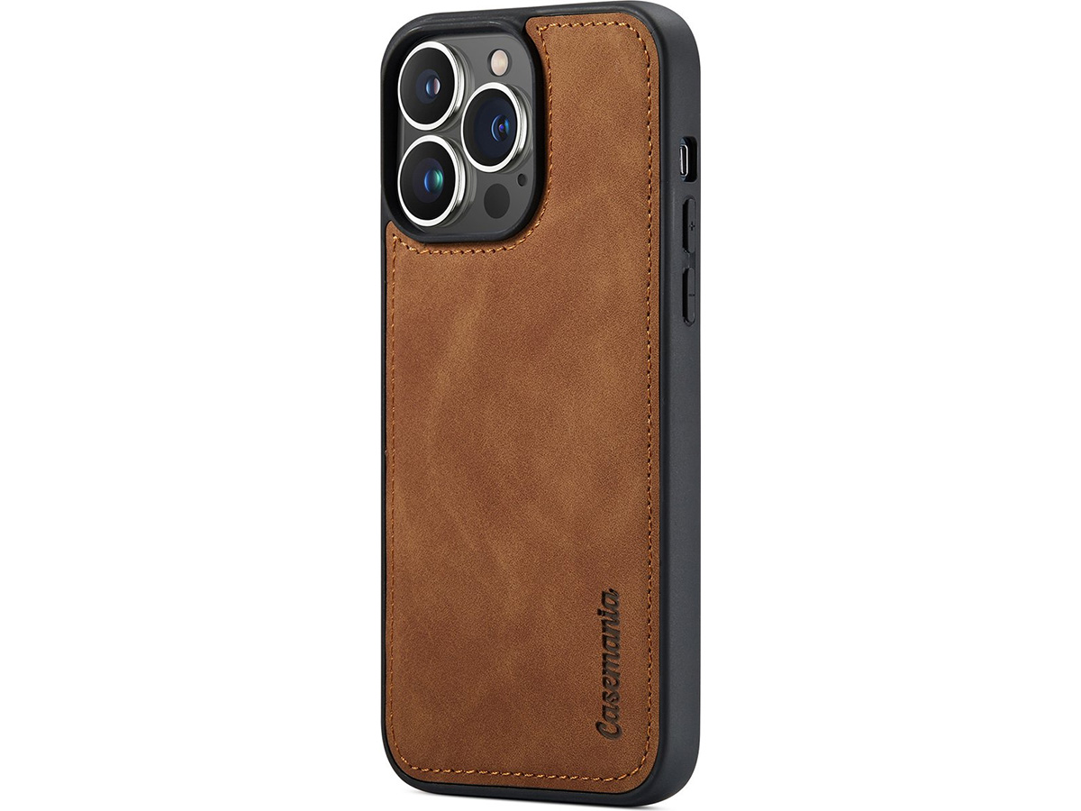 CaseMania 2in1 Magnetic Bookcase Cognac - iPhone 13 Pro Hoesje