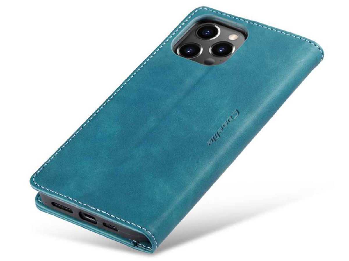 CaseMania Vintage Slim Bookcase Groen - iPhone 13 Pro hoesje