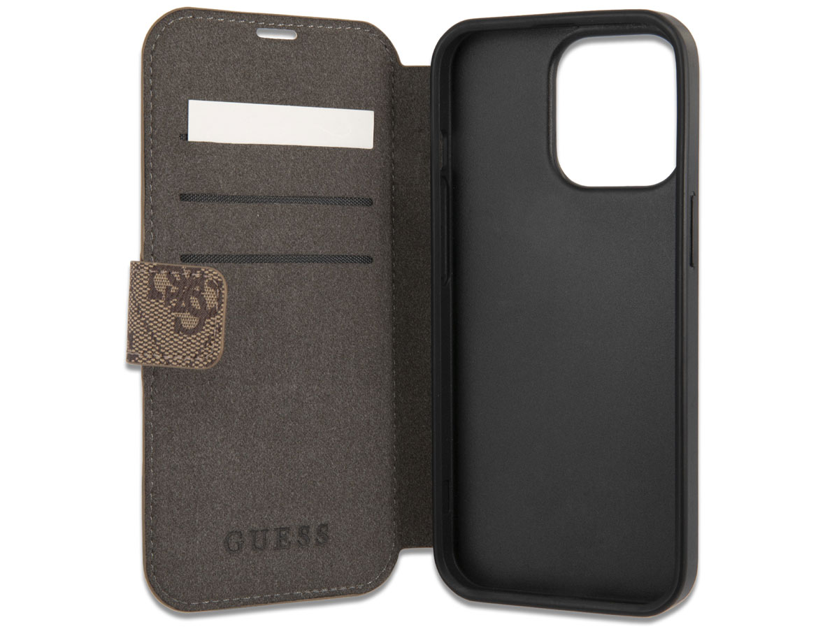 Guess Big 4G Monogram BookCase Bruin - iPhone 13 Pro Max hoesje