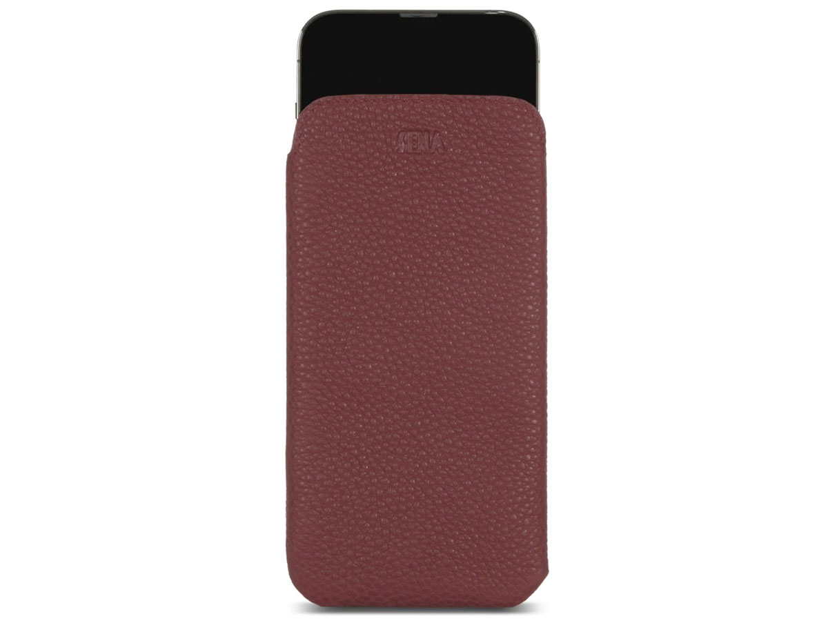 Sena Ultraslim Sleeve Rood Leer - iPhone 13 Pro Max hoesje