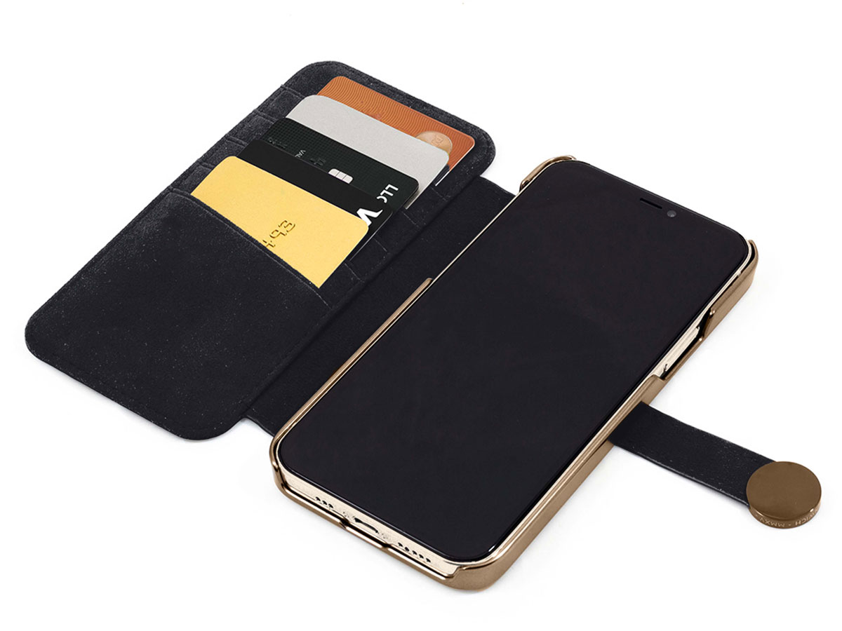 Greenwich Oxford MagSafe Folio Saddle - iPhone 14 Hoesje