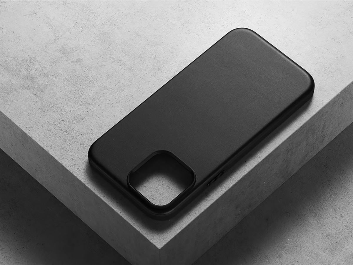 Nomad Modern Leather Case Zwart - iPhone 14 hoesje