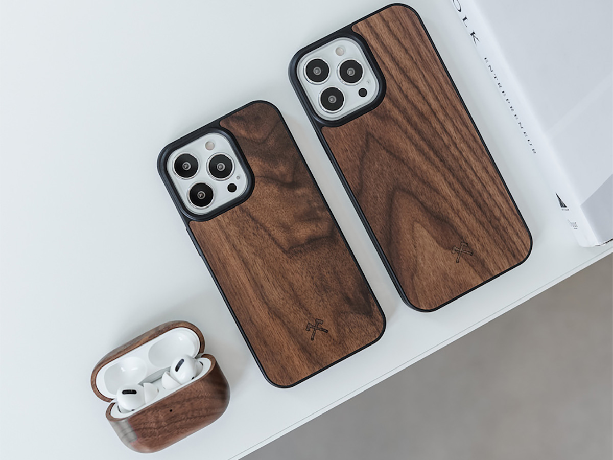 Woodcessories MagSafe Case Walnut - iPhone 14 hoesje van Hout