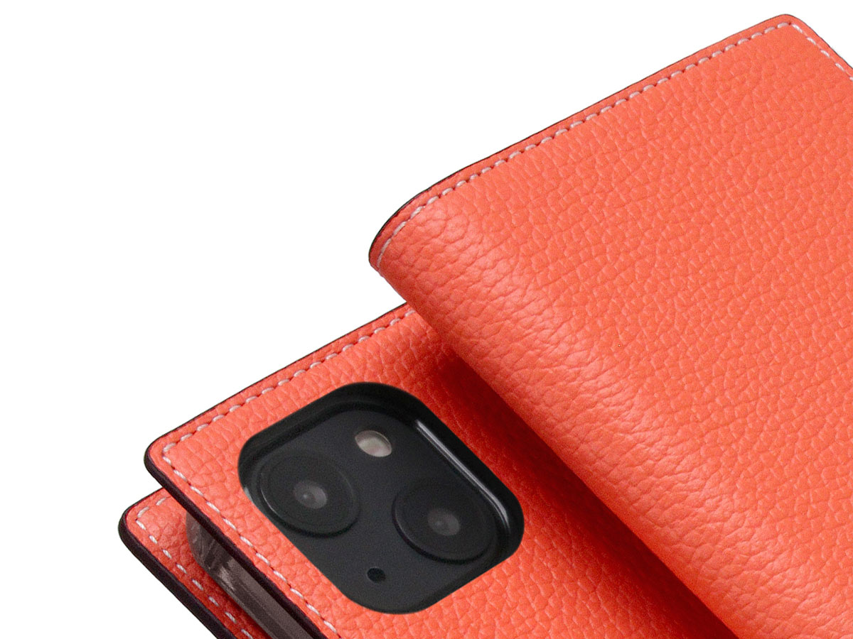 SLG Design D8 Folio Leer Coral - iPhone 14 Plus hoesje