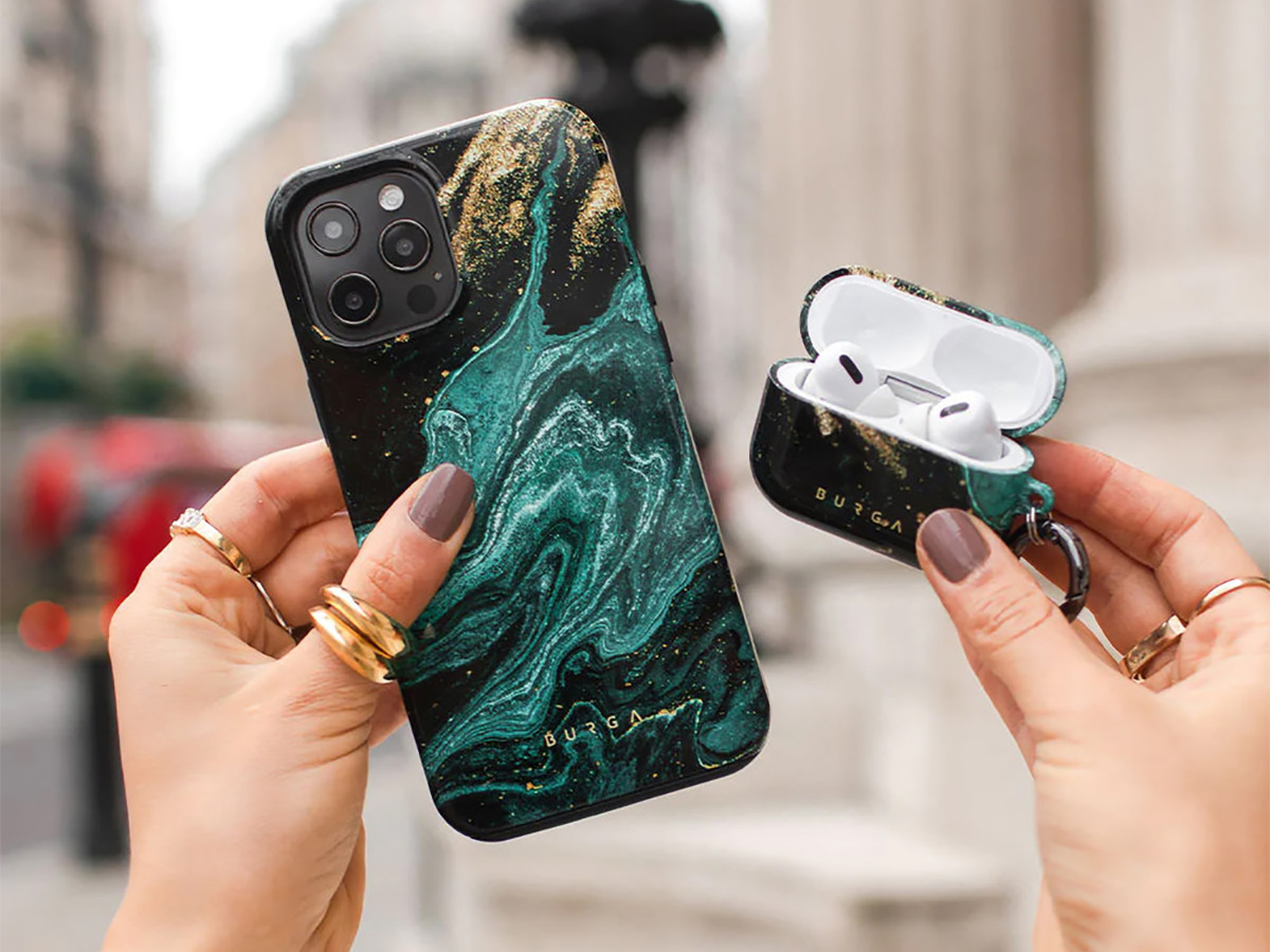Burga Tough Case Emerald Pool - iPhone 14 Pro Max Hoesje