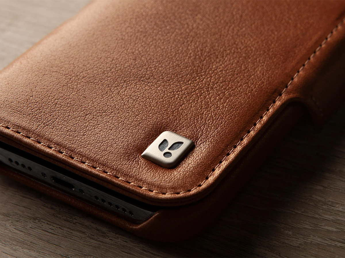 Vaja Wallet Leather Case MagSafe Cognac - iPhone 14 Pro Max Hoesje Leer