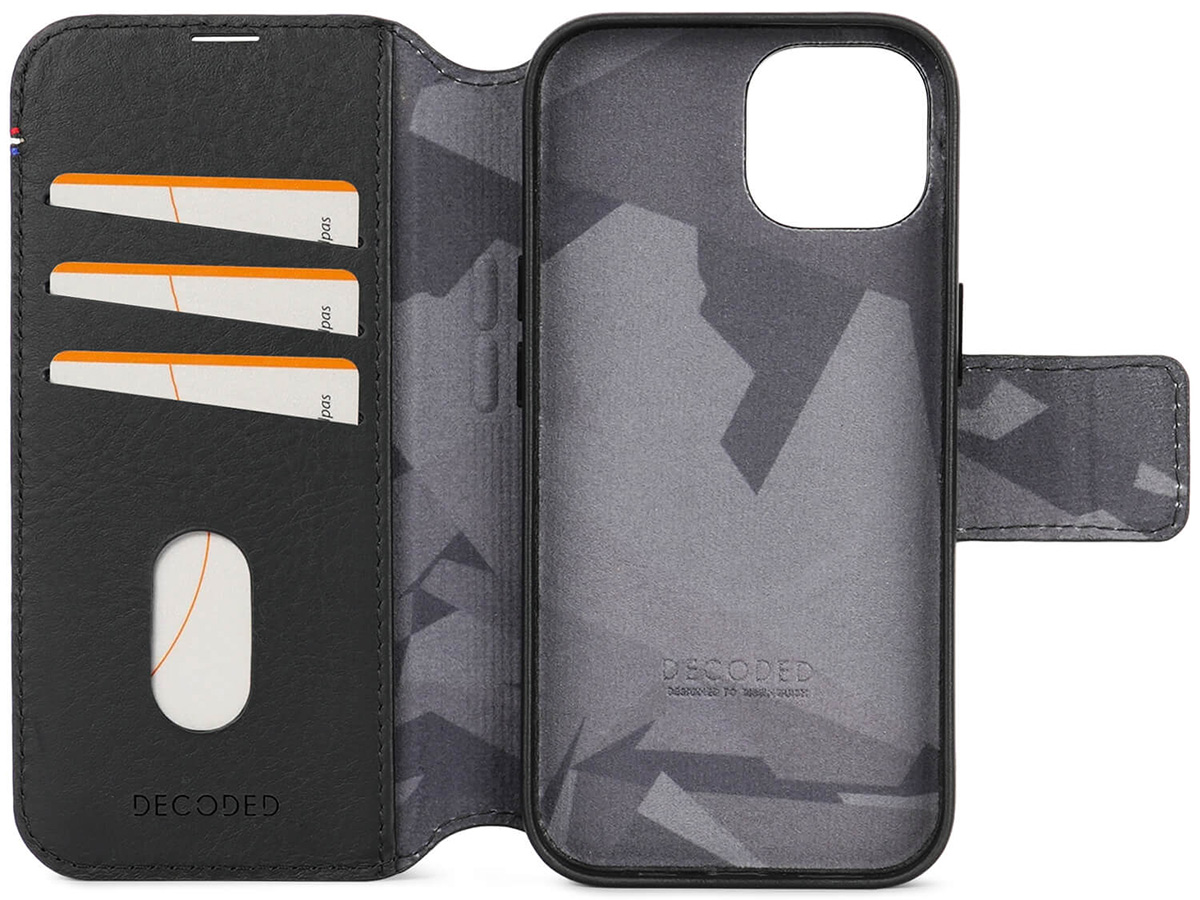 Decoded Leather Detachable Wallet Case Zwart - iPhone 15 hoesje