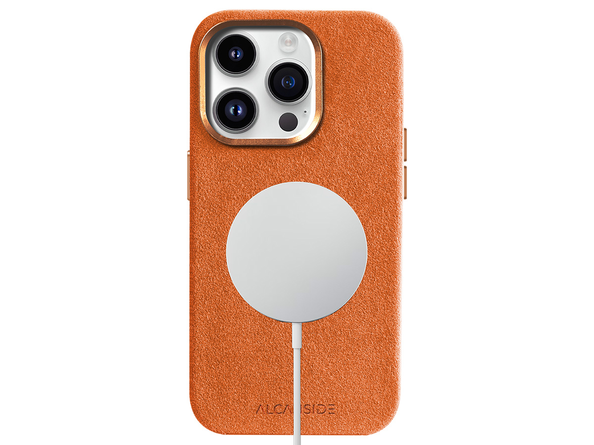 Alcanside Alcantara MagSafe Case Oranje - iPhone 15 Plus hoesje