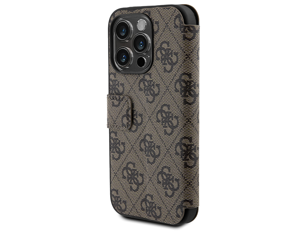 Guess Big 4G Monogram Bookcase Bruin - iPhone 15 Pro hoesje