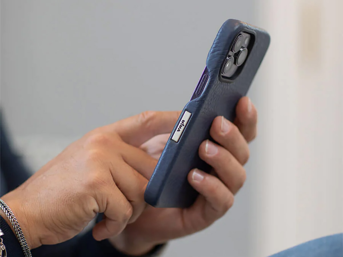 Vaja V-Mag Leather Case MagSafe Donkerblauw - iPhone 15 Pro Hoesje Leer