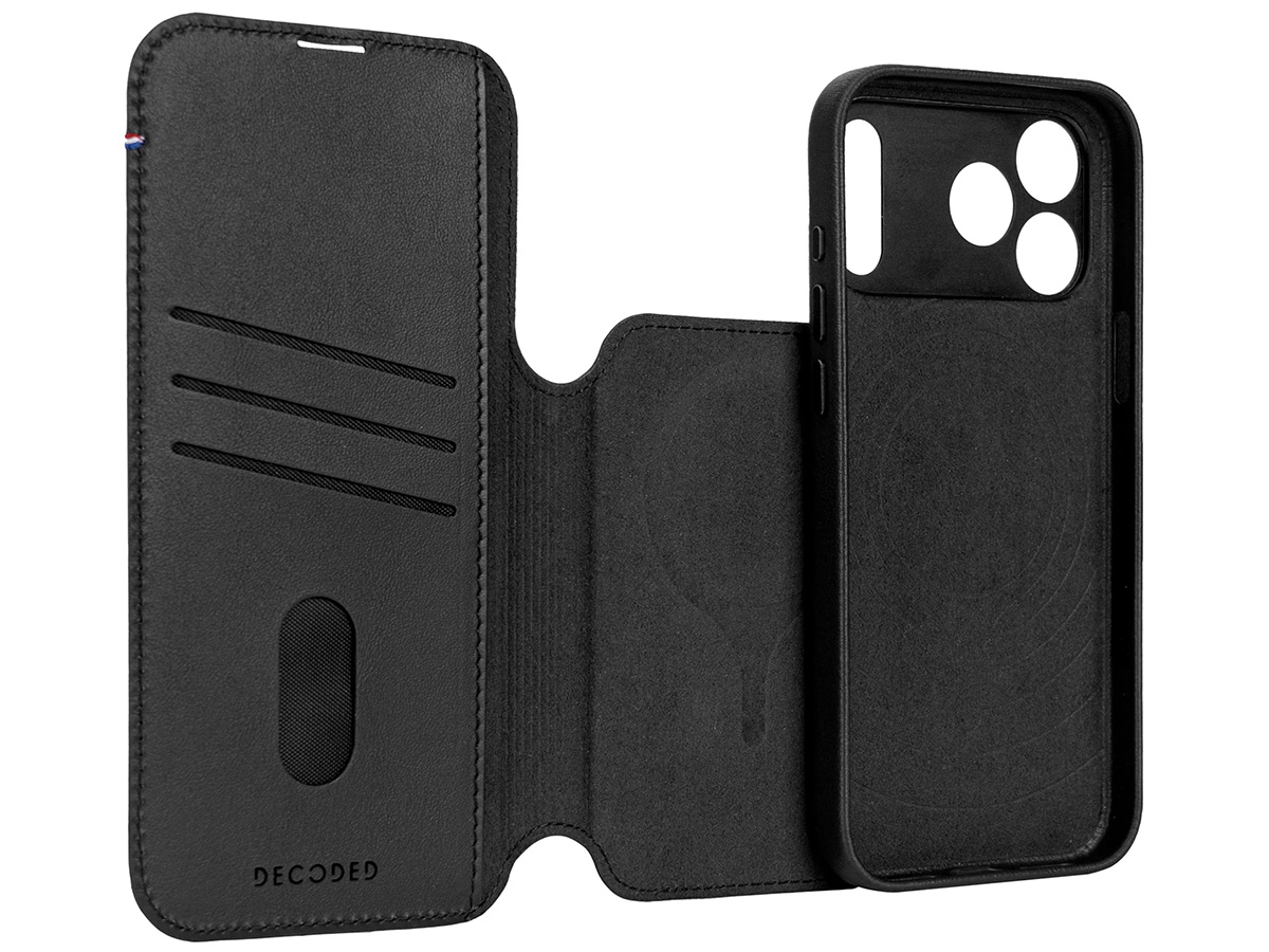 Decoded Leather Detachable Wallet Case Zwart - iPhone 17 Pro hoesje