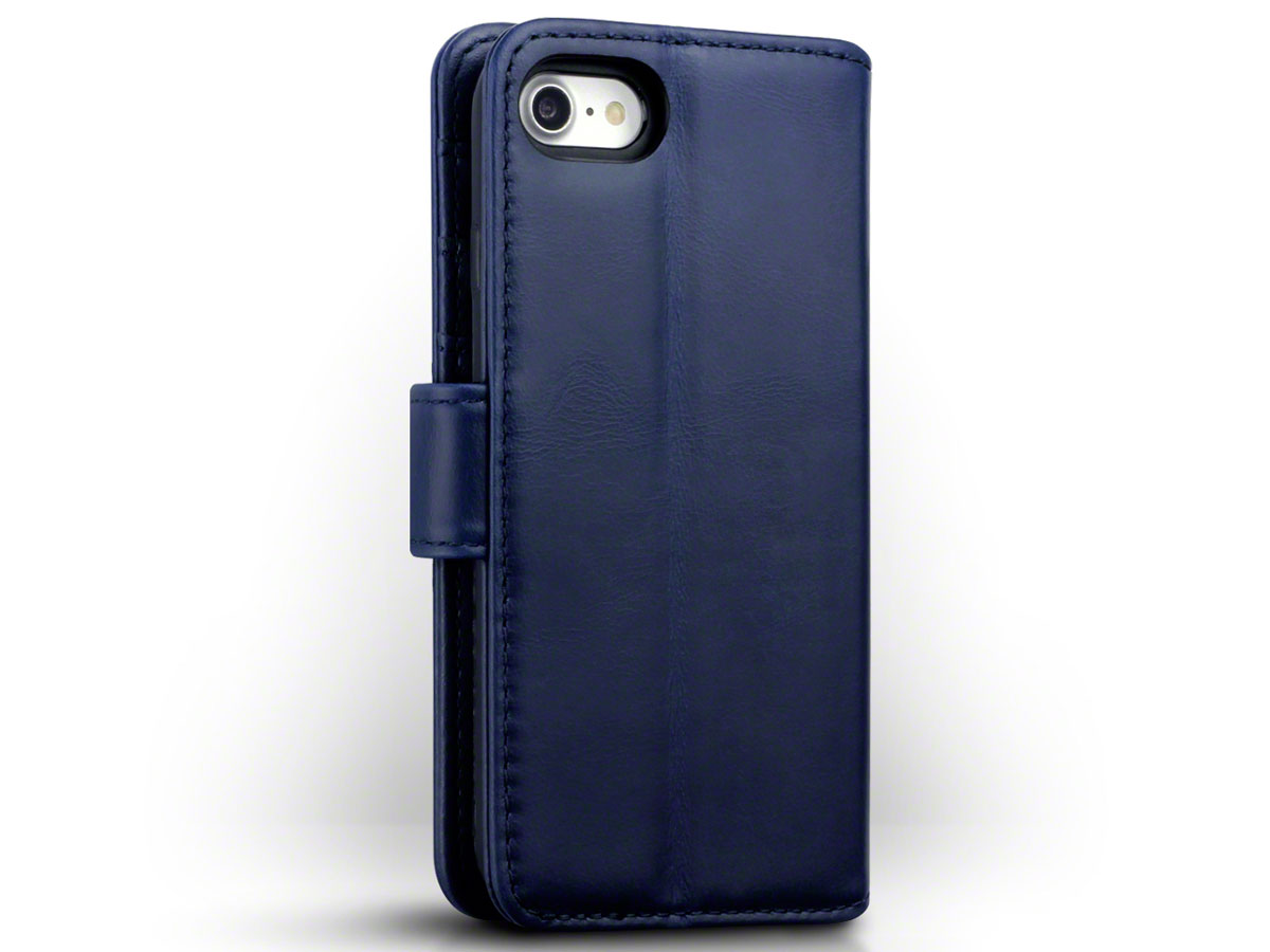 CaseBoutique Bookcase Donkerblauw Leer - iPhone SE / 8 / 7 hoesje