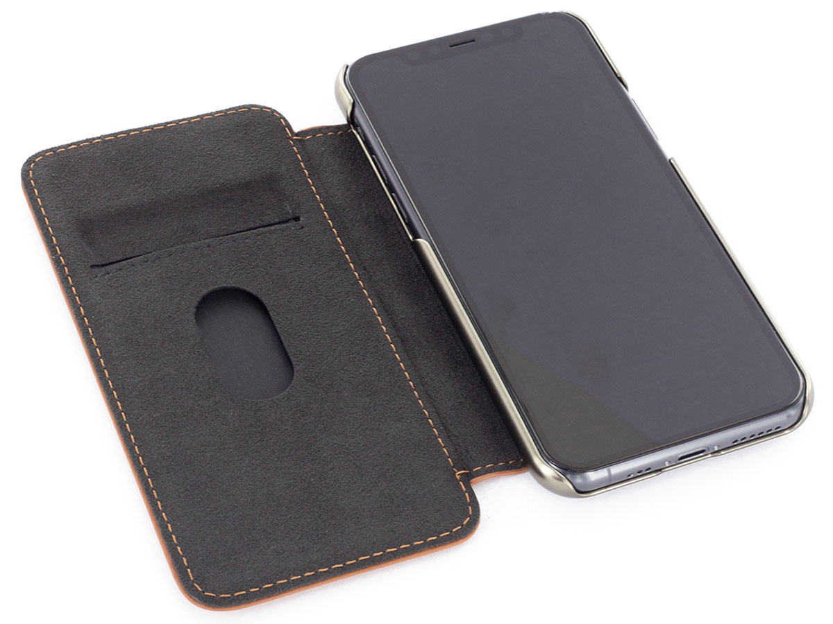 Greenwich Blake Folio Caramel/Gunmetal - iPhone 11/XR Hoesje Leer