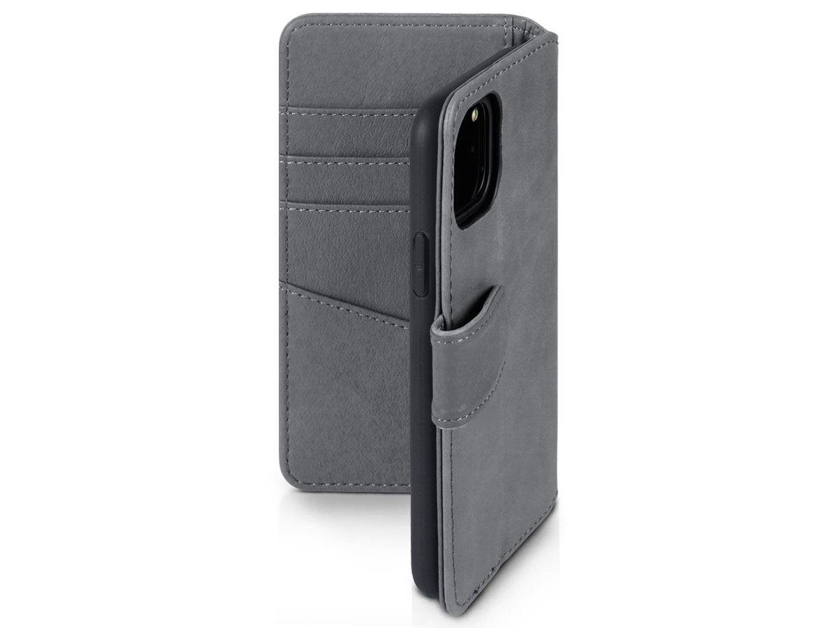 CaseBoutique Leather Wallet Grijs Leer - iPhone 11 Pro hoesje