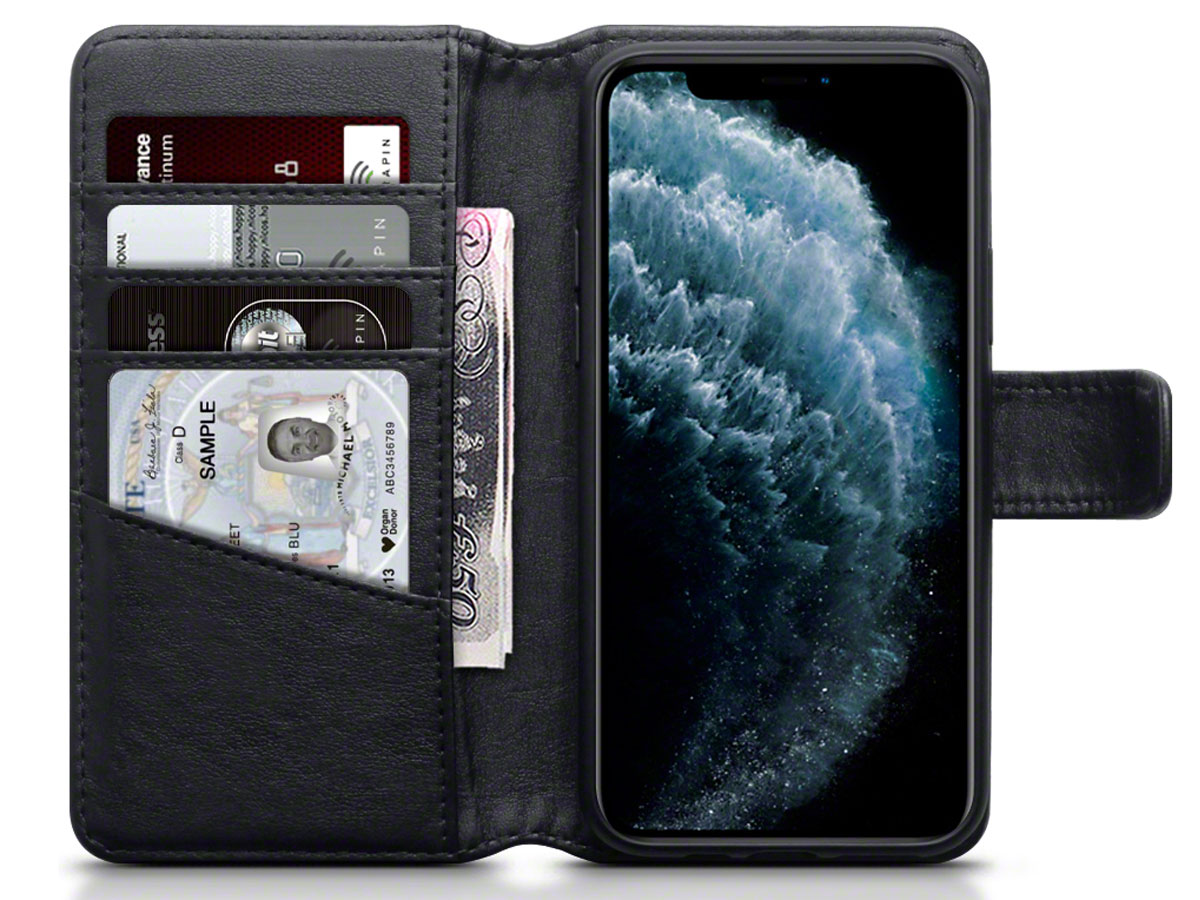 CaseBoutique Leather Wallet Zwart Leer - iPhone 11 Pro hoesje