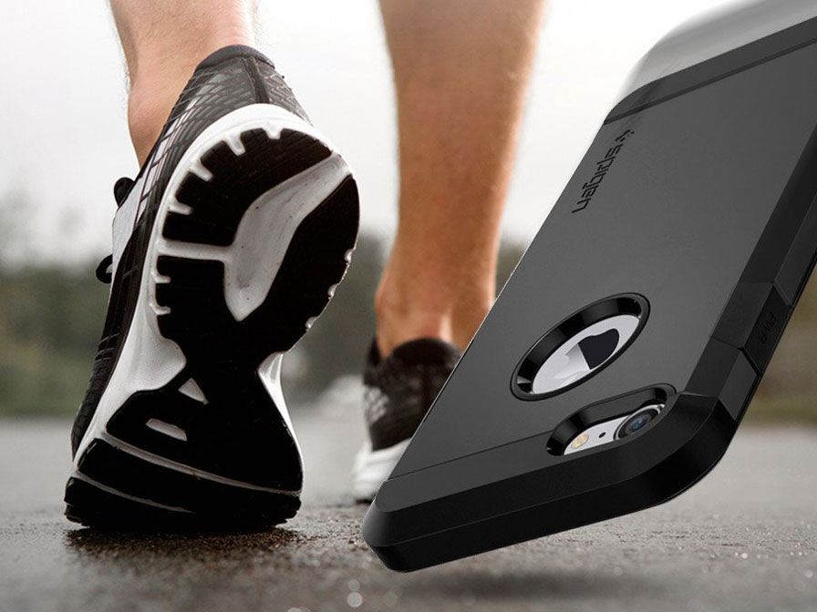 Spigen Tough Armor Case - Rugged iPhone SE / 8 / 7 hoesje