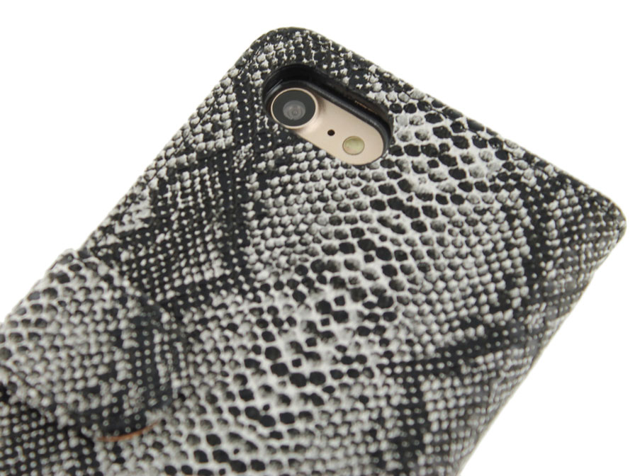 Snake Skin Bookcase - iPhone 7 hoesje