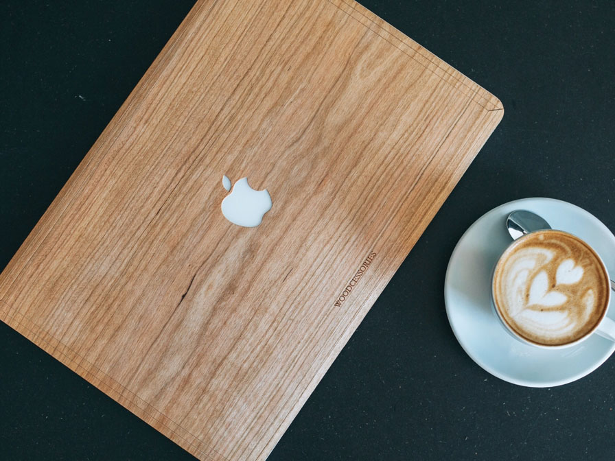 Woodcessories EcoSkin Cherry - MacBook Air 13