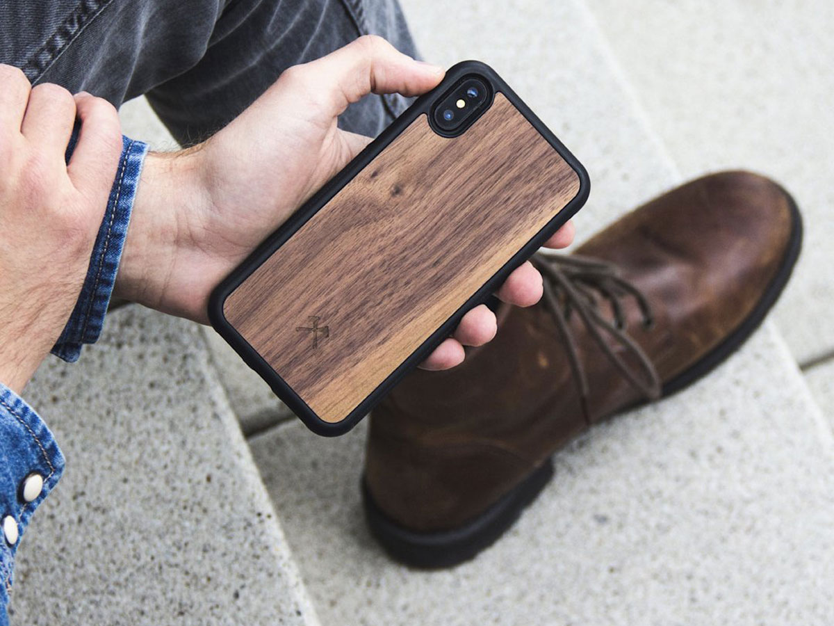 Woodcessories EcoBump Walnut - Huawei P30 Pro hoesje